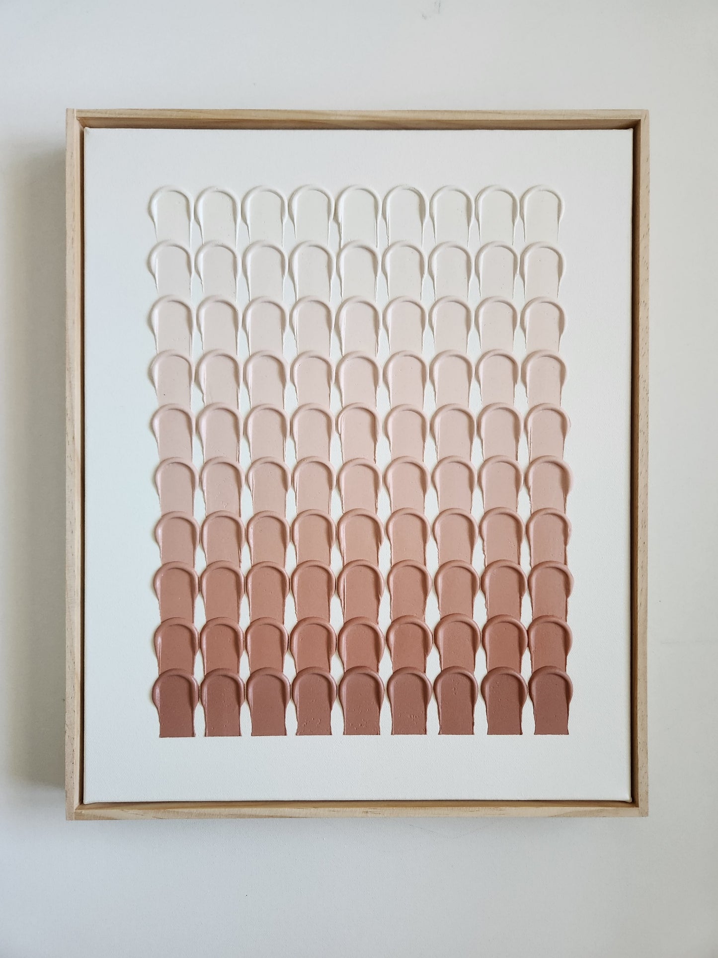 Minimalist Strokes Dusty Pink Fade