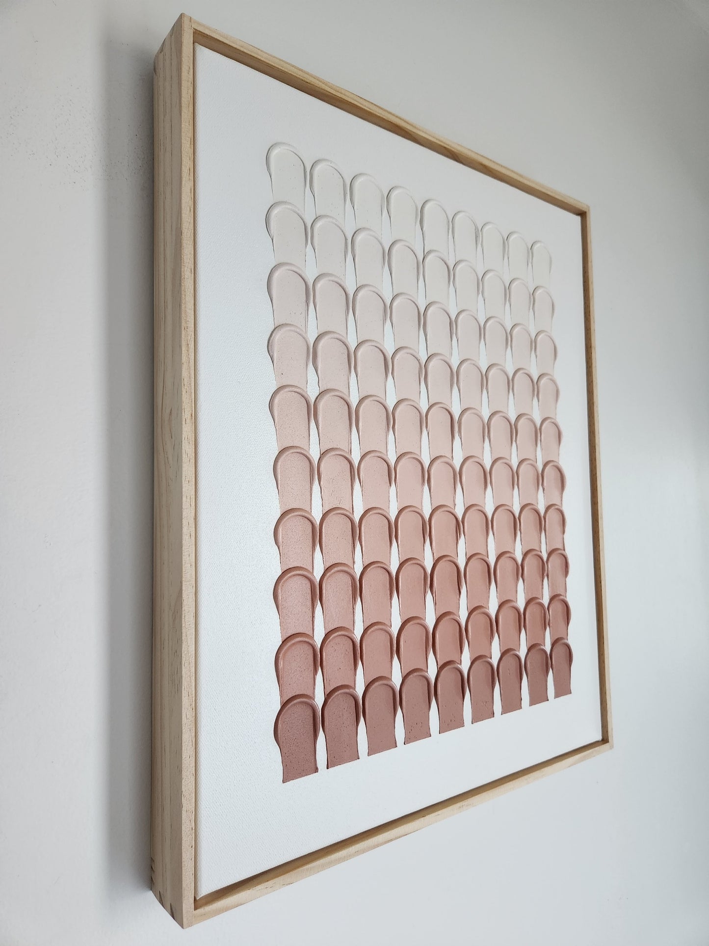 Minimalist Strokes Dusty Pink Fade