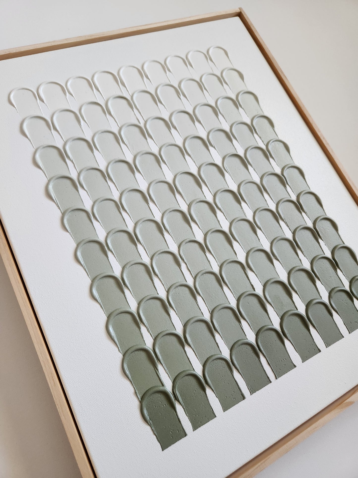 Minimalist Strokes Olive Green Fade
