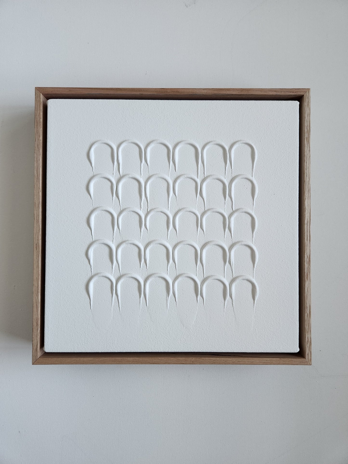 Minimalist Strokes (Premium frame)