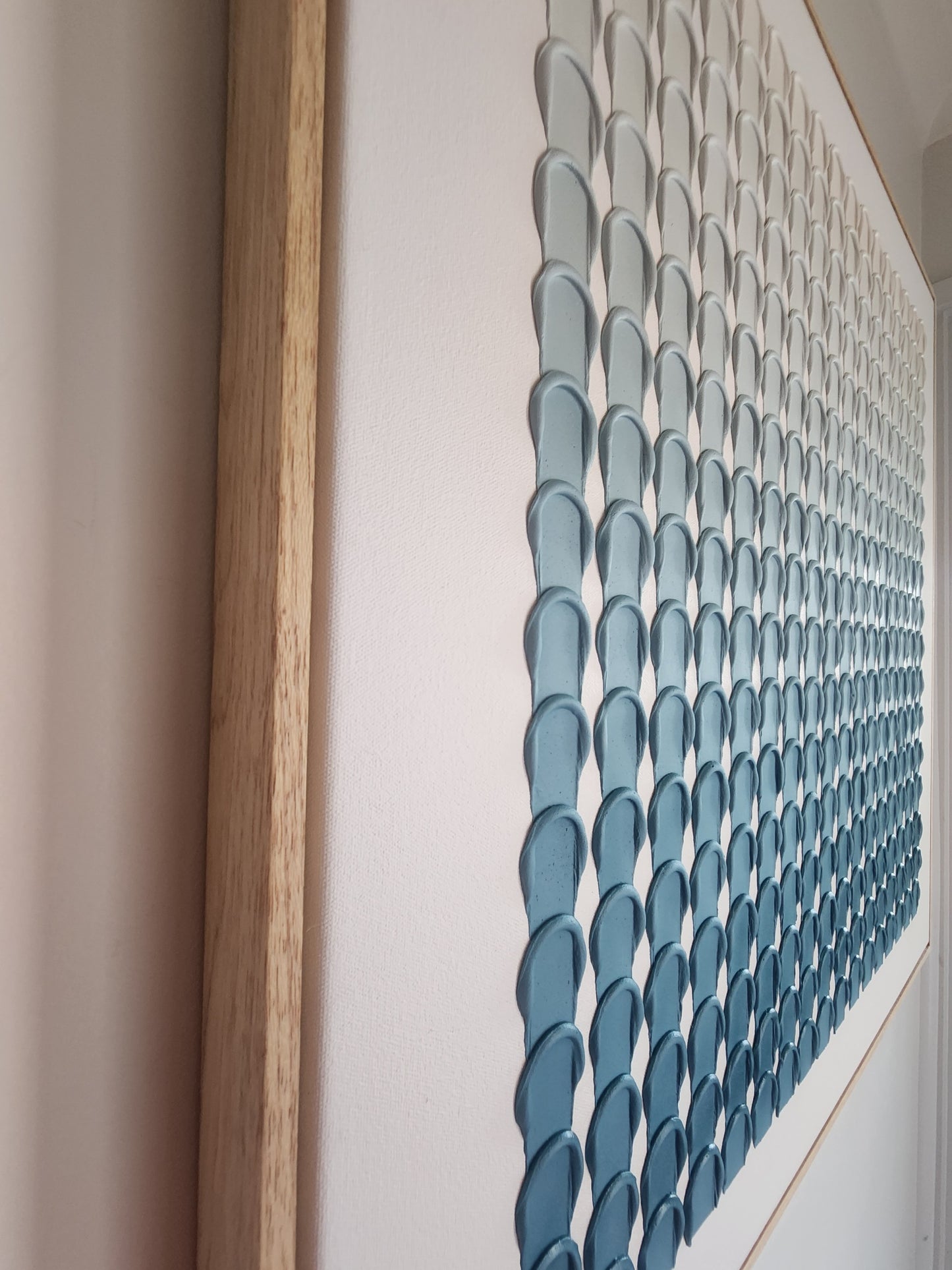 Minimalist Strokes Blue Fade (Premium Frame)