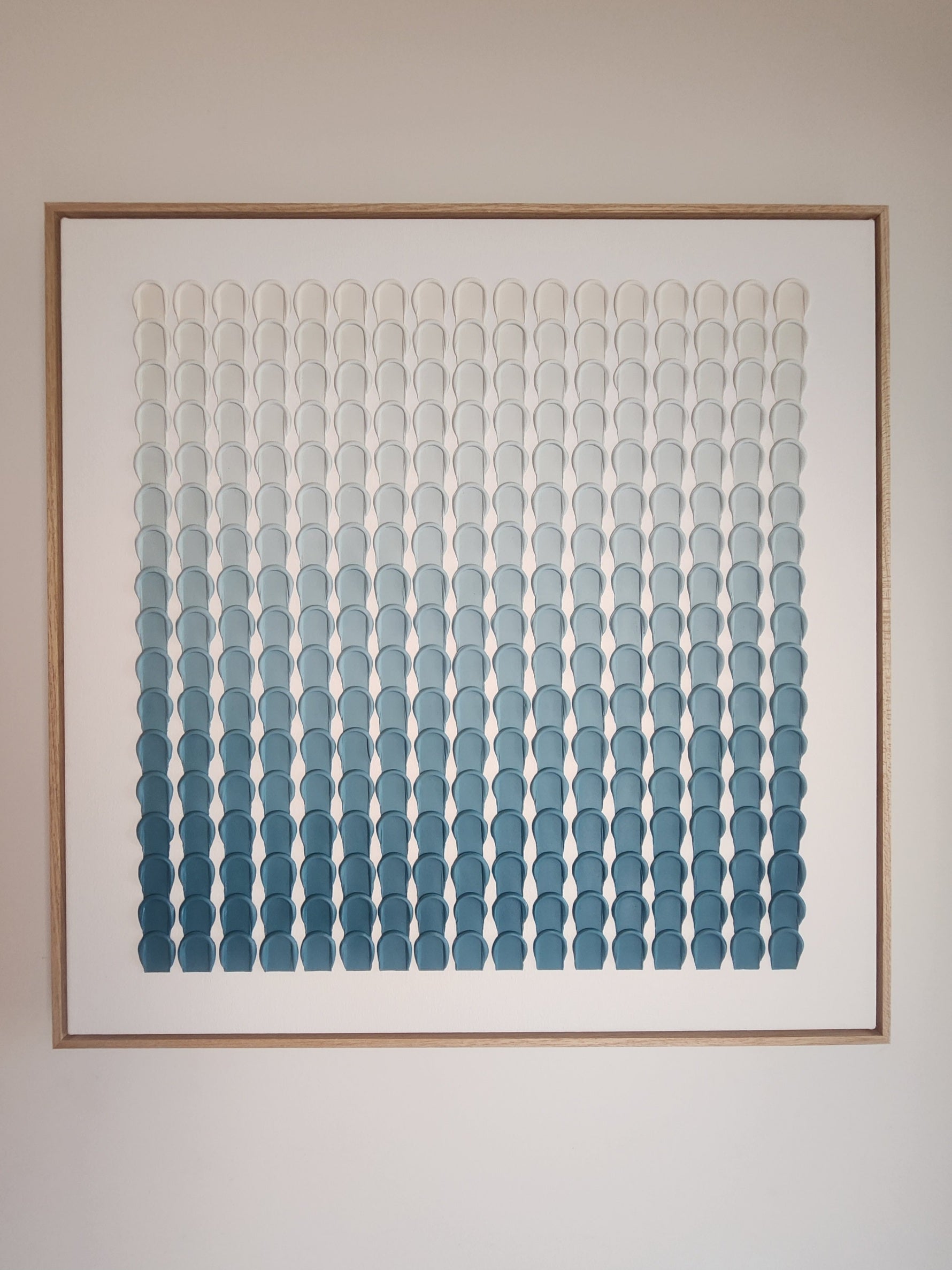 Minimalist Strokes Blue Fade (Premium Frame) – Textures by Jess