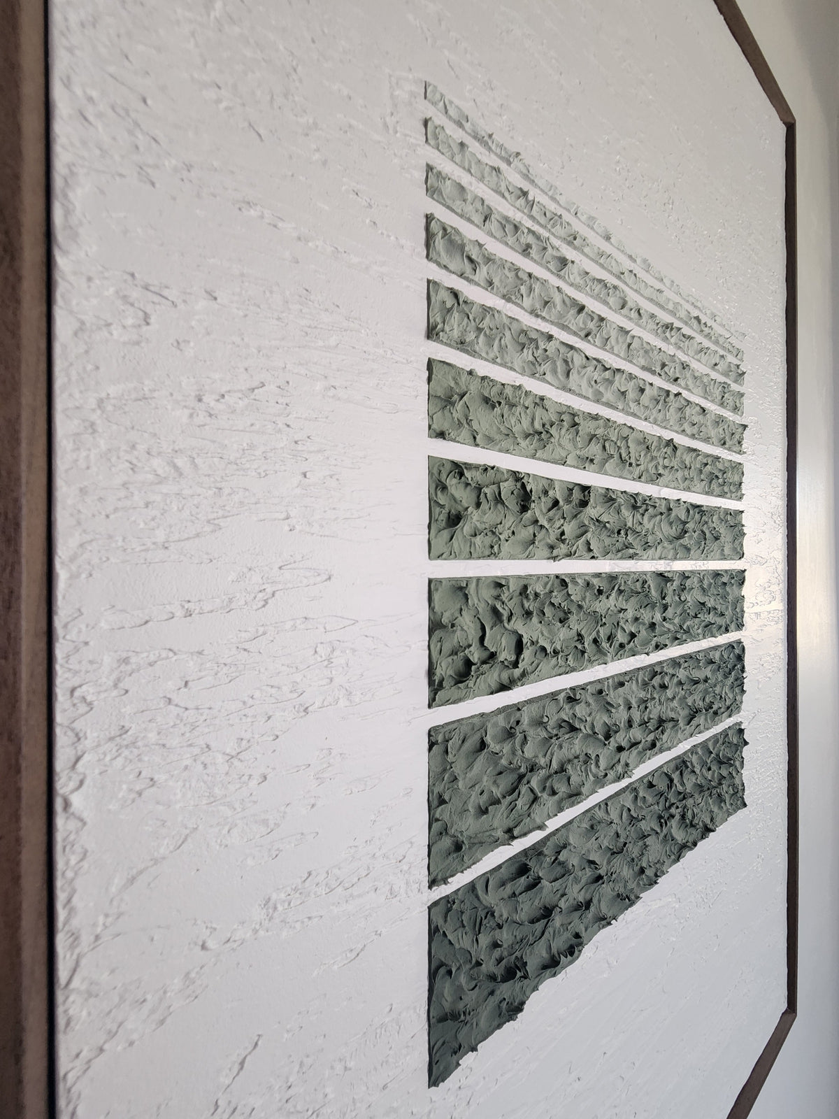 Linear Horizons (white)